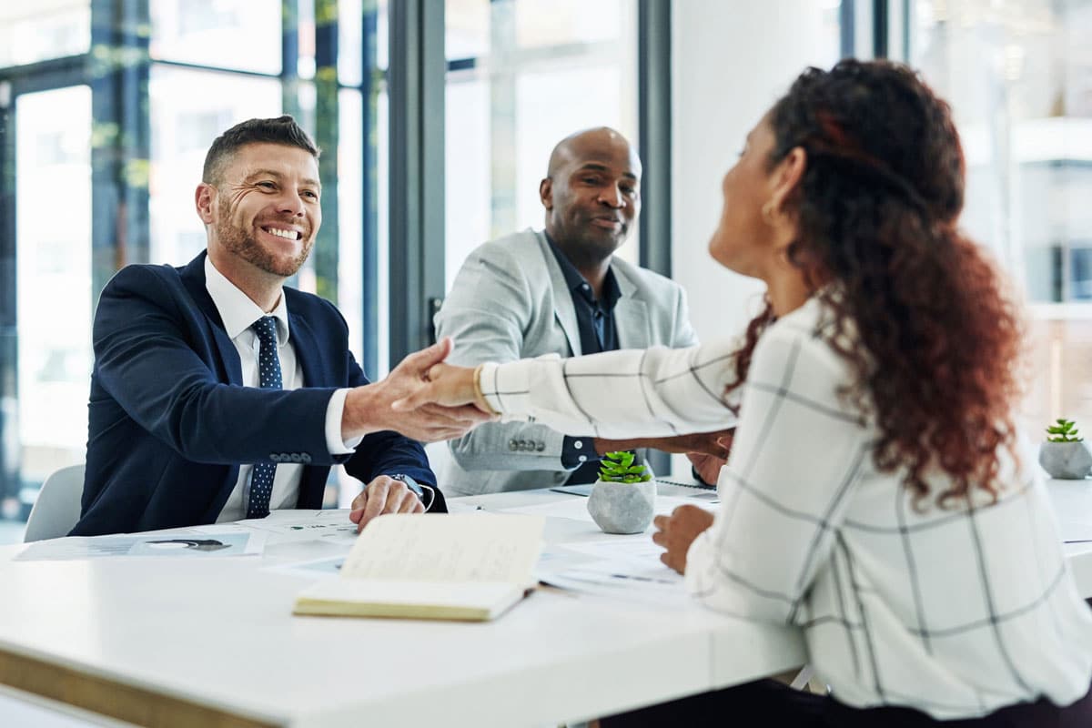 High Ticket Sales Closer How to Master Lucrative Sales and Close Premium Deals with Confidence