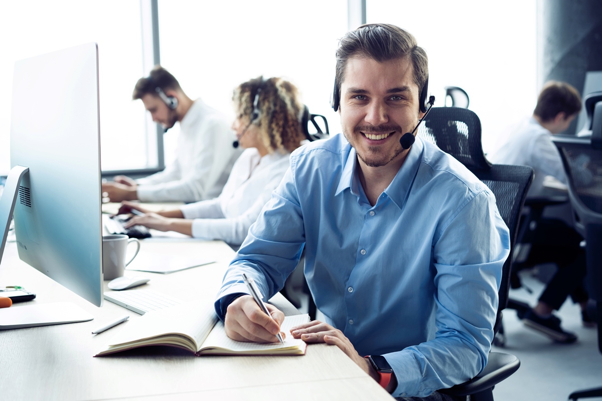 Outsource Sales Closing How to Scale Revenue with Expert Dealmakers